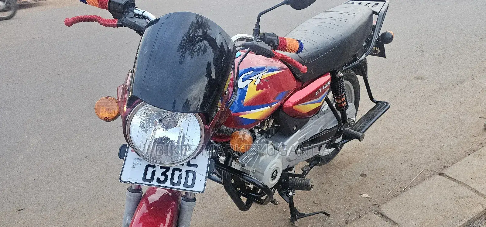Bajaj Boxer 125 2025 Red