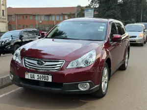Subaru Outback 2010 Maroon