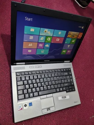 Laptop Toshiba Tecra M10 2GB Intel Core 2 Duo HDD 320GB