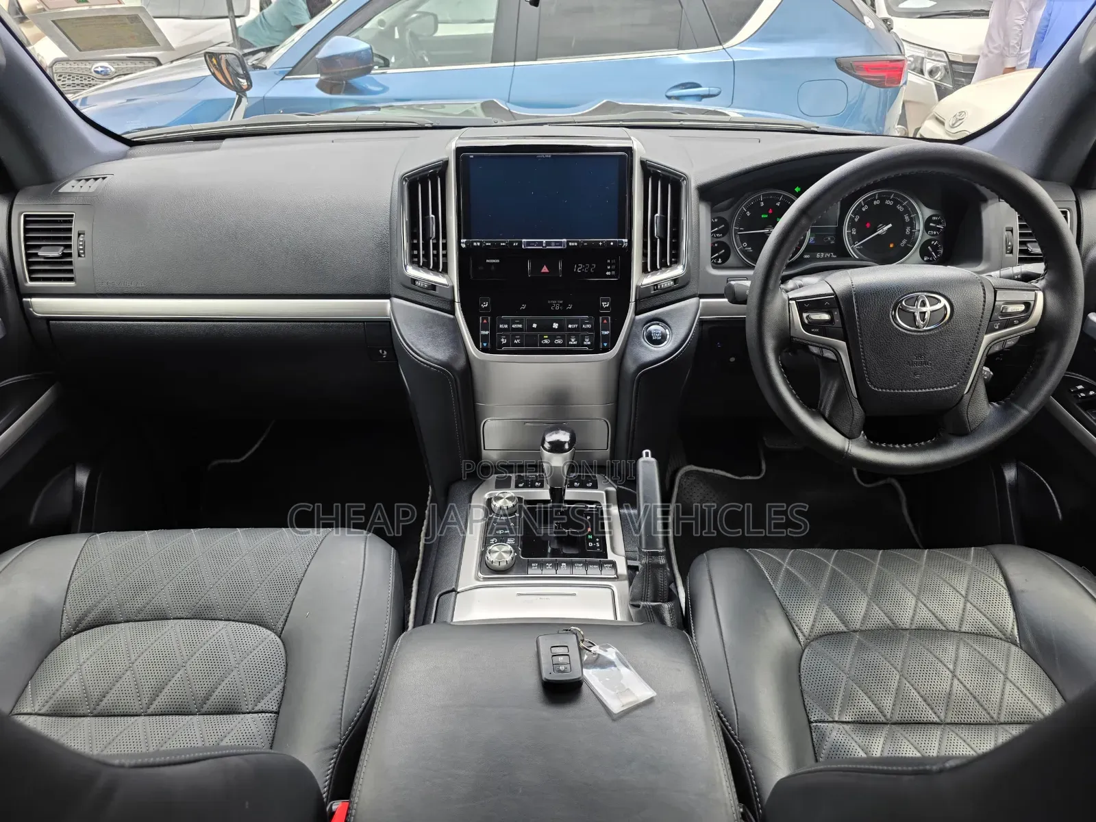 Toyota Land Cruiser 4.6 V8 ZX 2018 Black