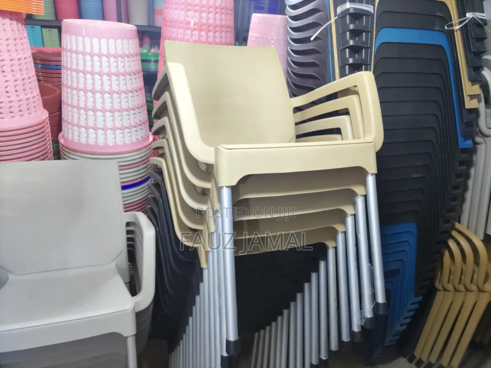 Plastic Chair Aristotle