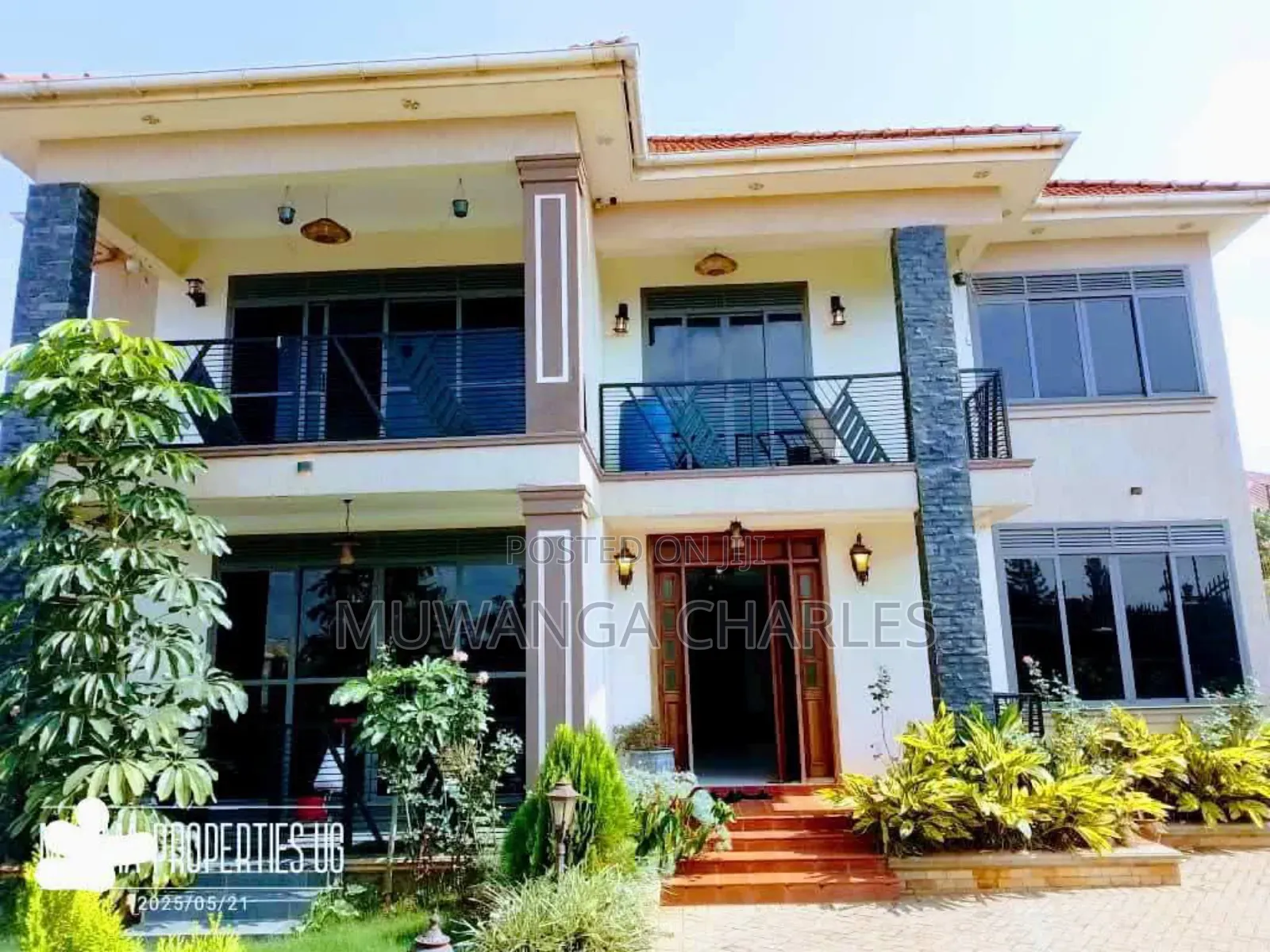 5bdrm Duplex in Fs Properties Ltd, Division A for sale