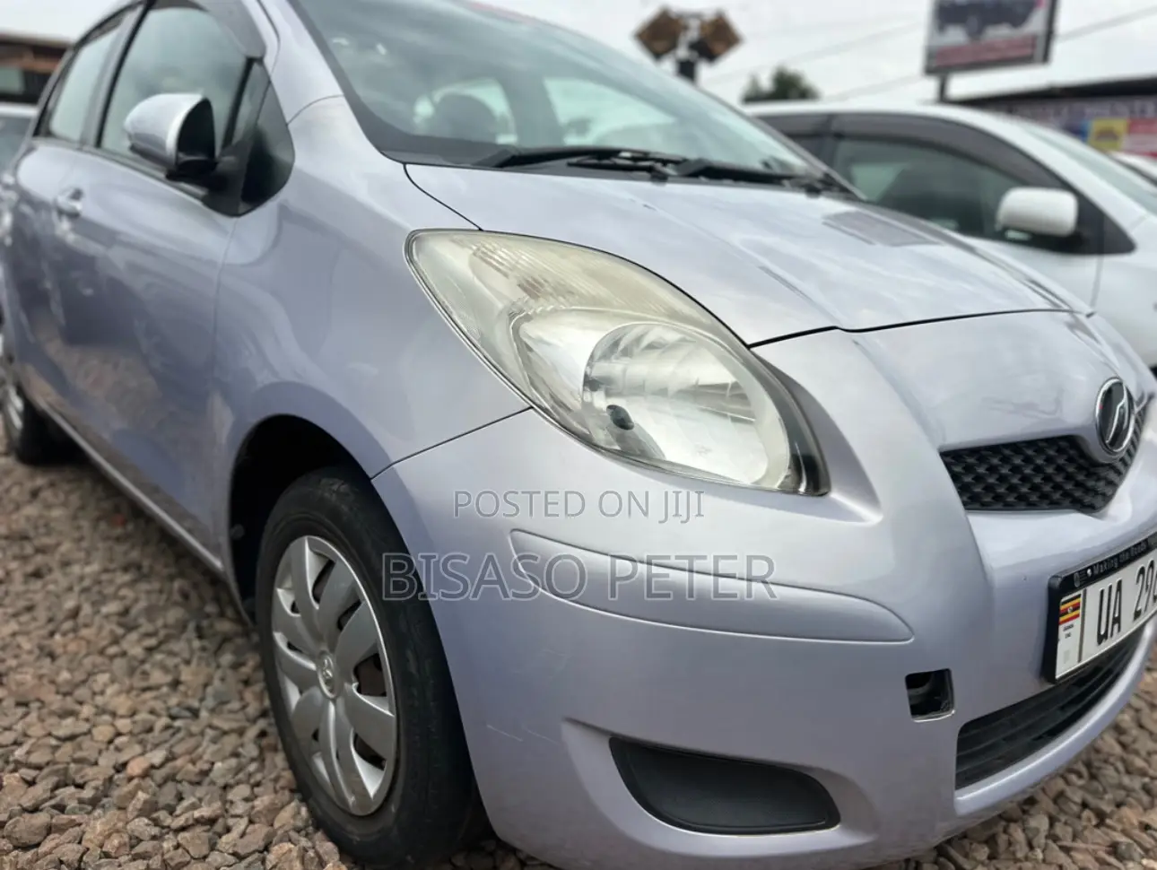 Toyota Vitz 1.0 FWD 5dr 2009 Silver