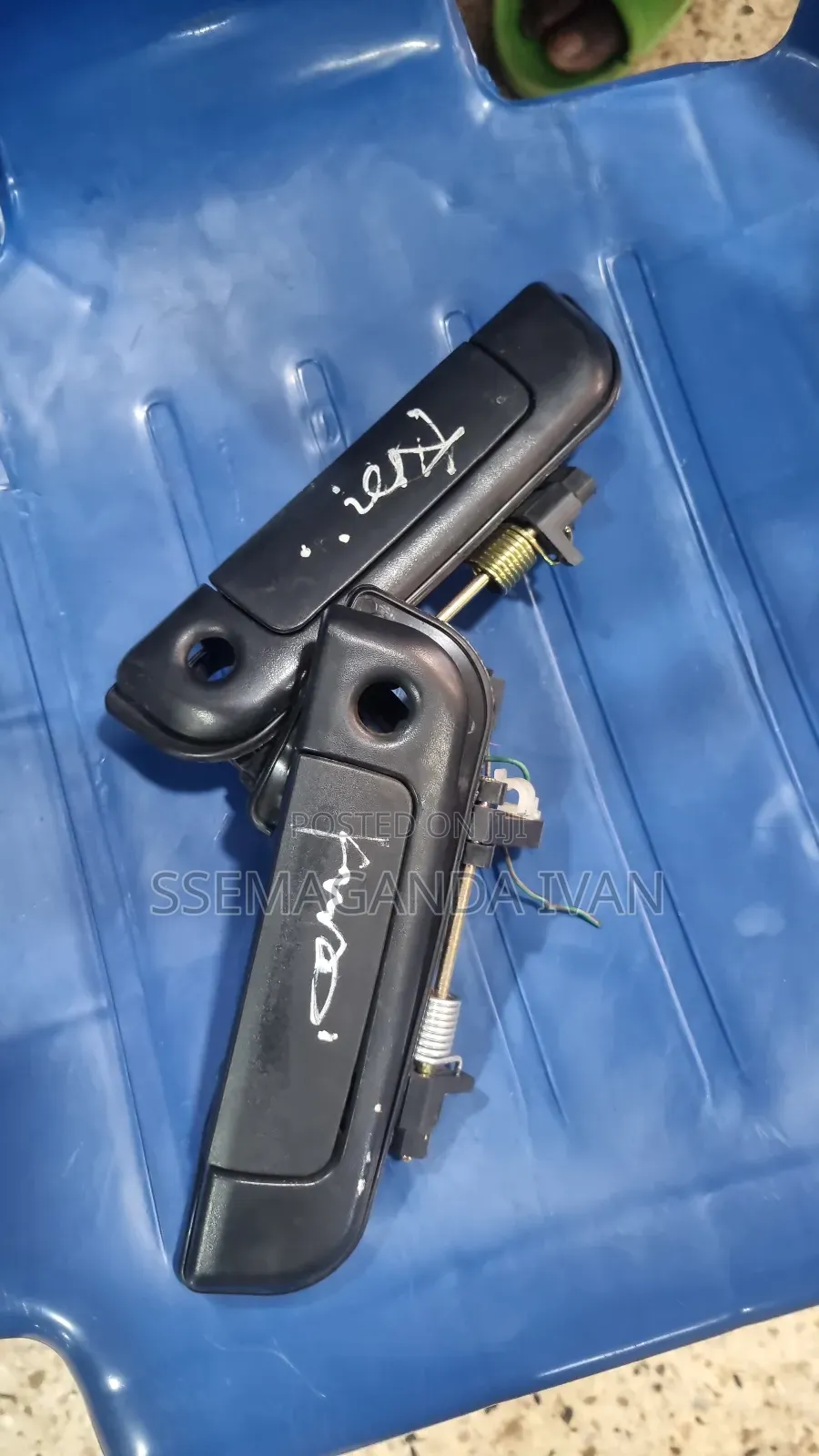 Reguis Door Handles