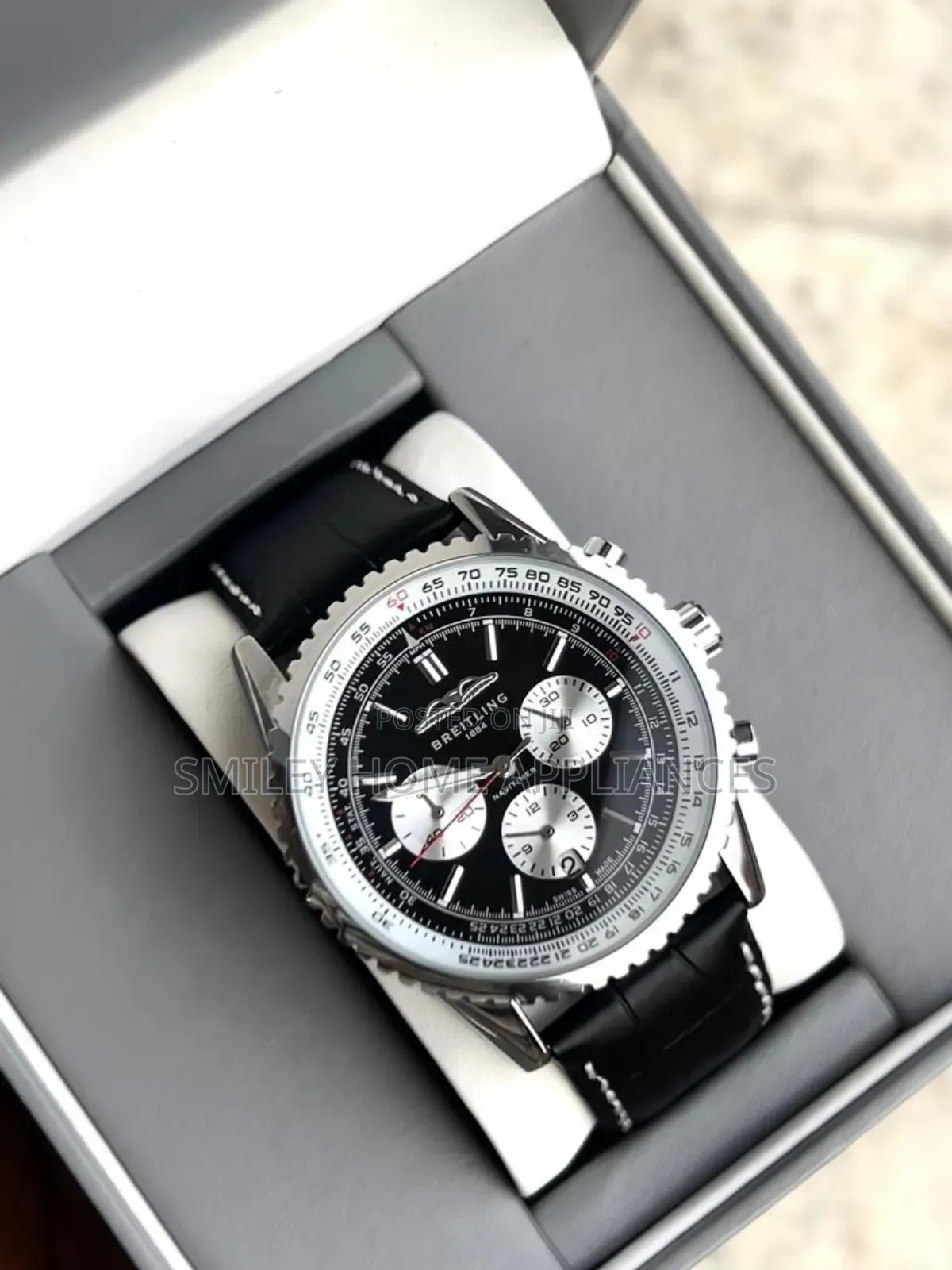 Breitling Men's Original Wrist Time Piece With Leather Straps