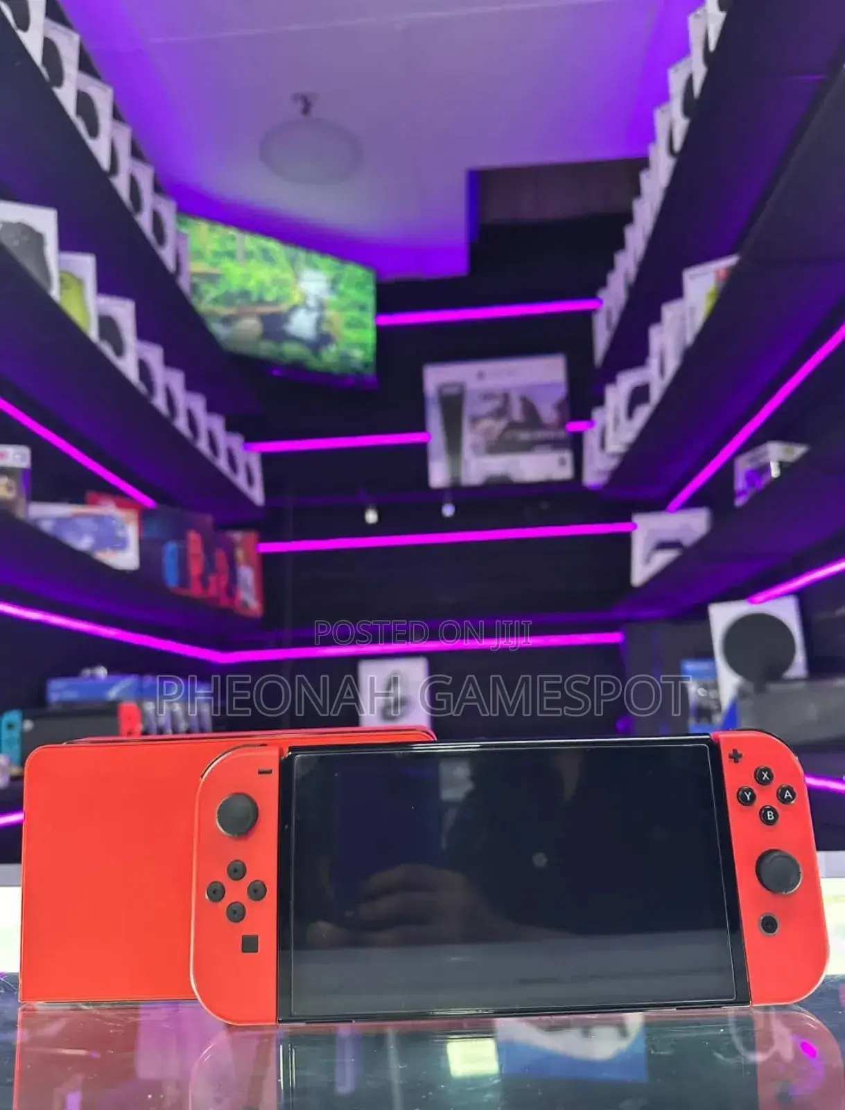 Used Nintendo Switch Oled in a Perfect Condition