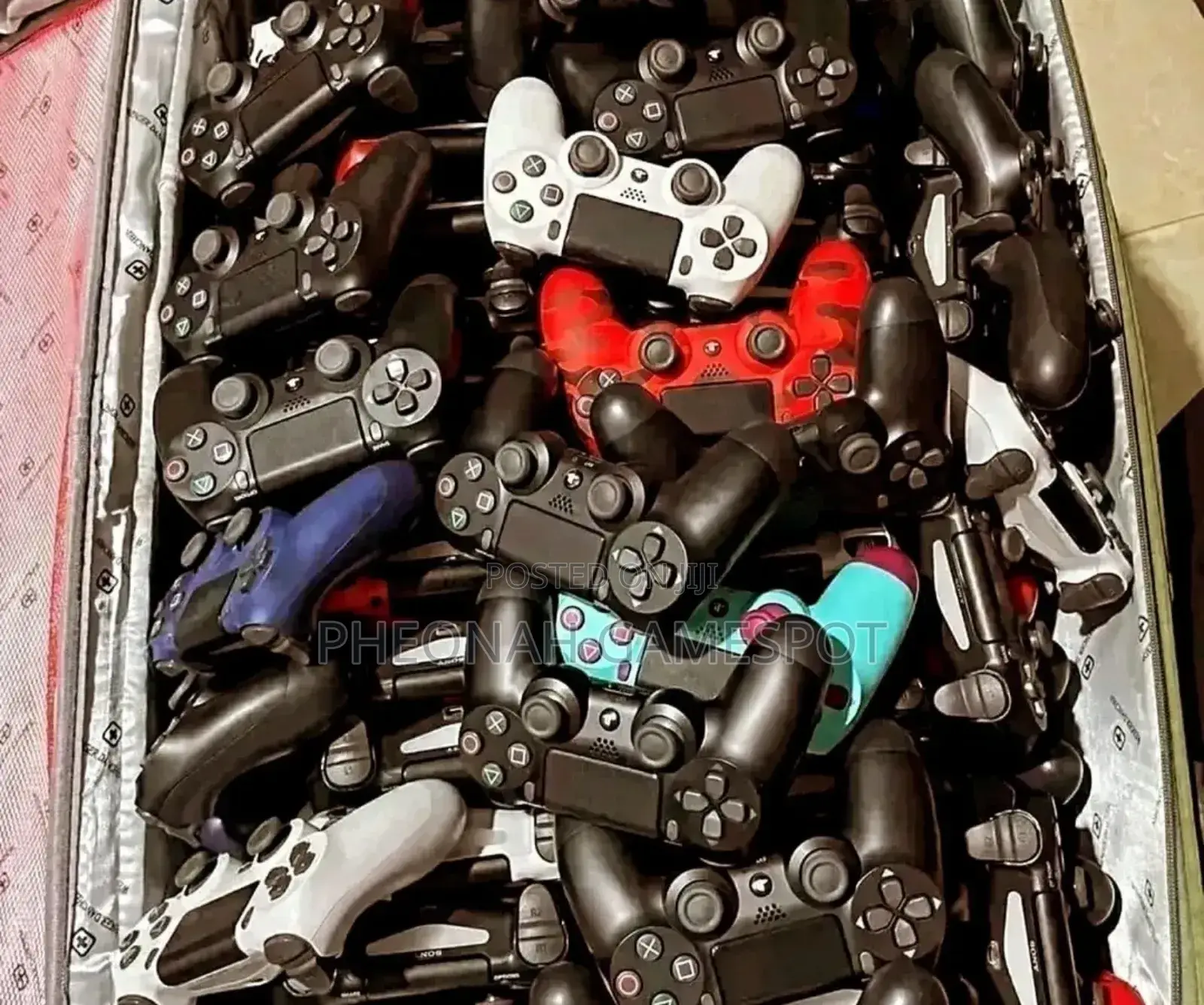Original Ps4 Controller Dubai Used - Multiple Colors Available