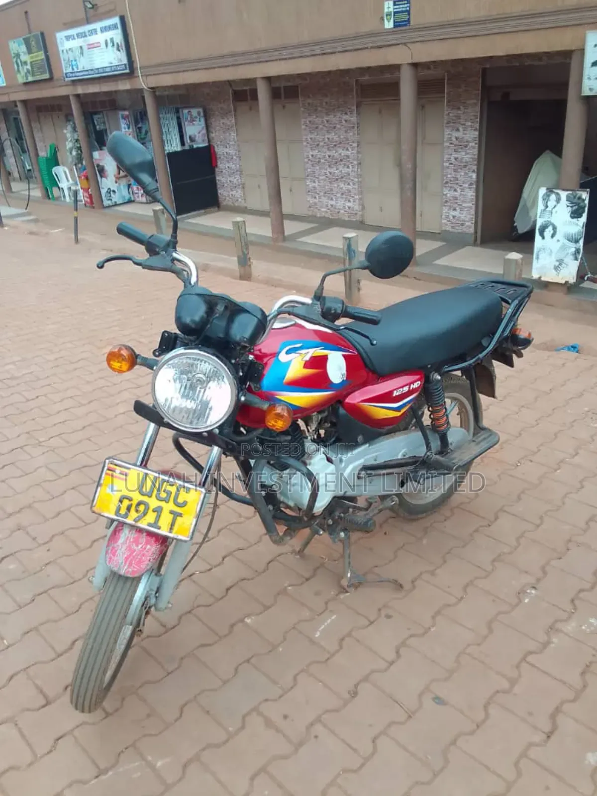 Bajaj Boxer 125 2024 Red