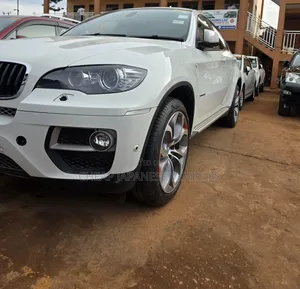 BMW X6 xDrive35i 4x4 Coupe (3.0L 6cyl 8A) 2012 White