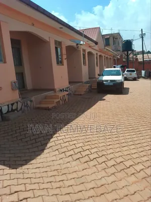 1bdrm House in Zana, Central Division for rent