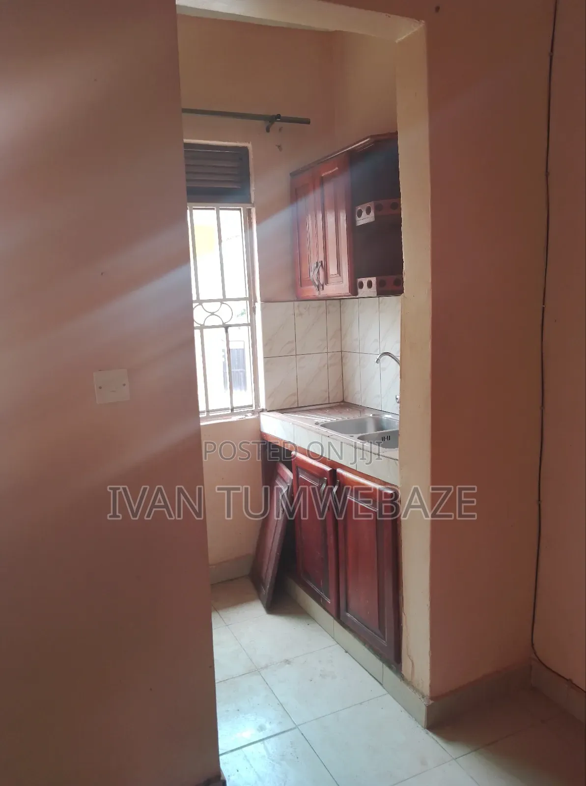 1bdrm House in Zana, Bunamwaya, Central Division for rent