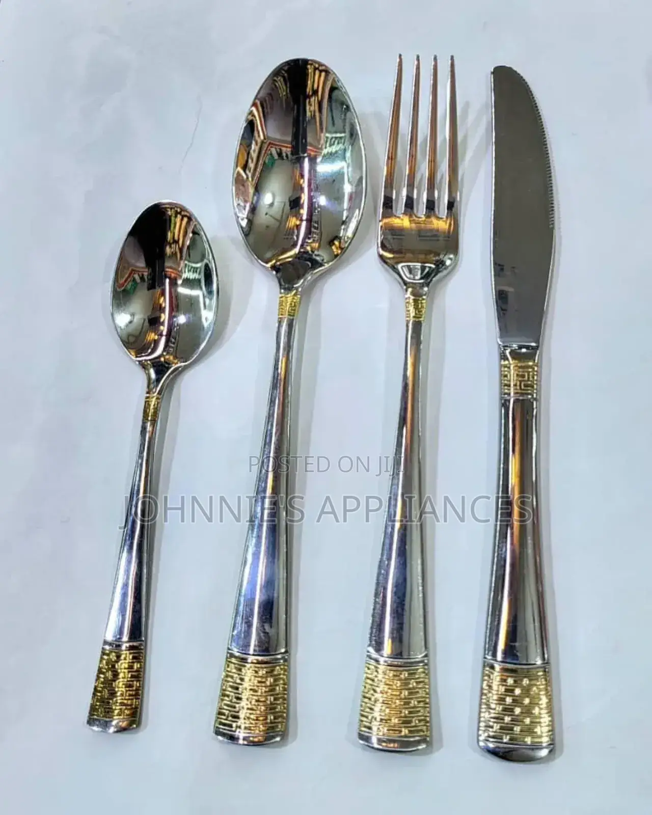 24pics Strong Stainless Steel Cutlery Set