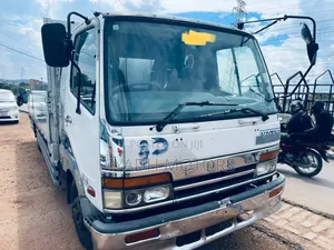 Mitsubishi Fuso 1997 White