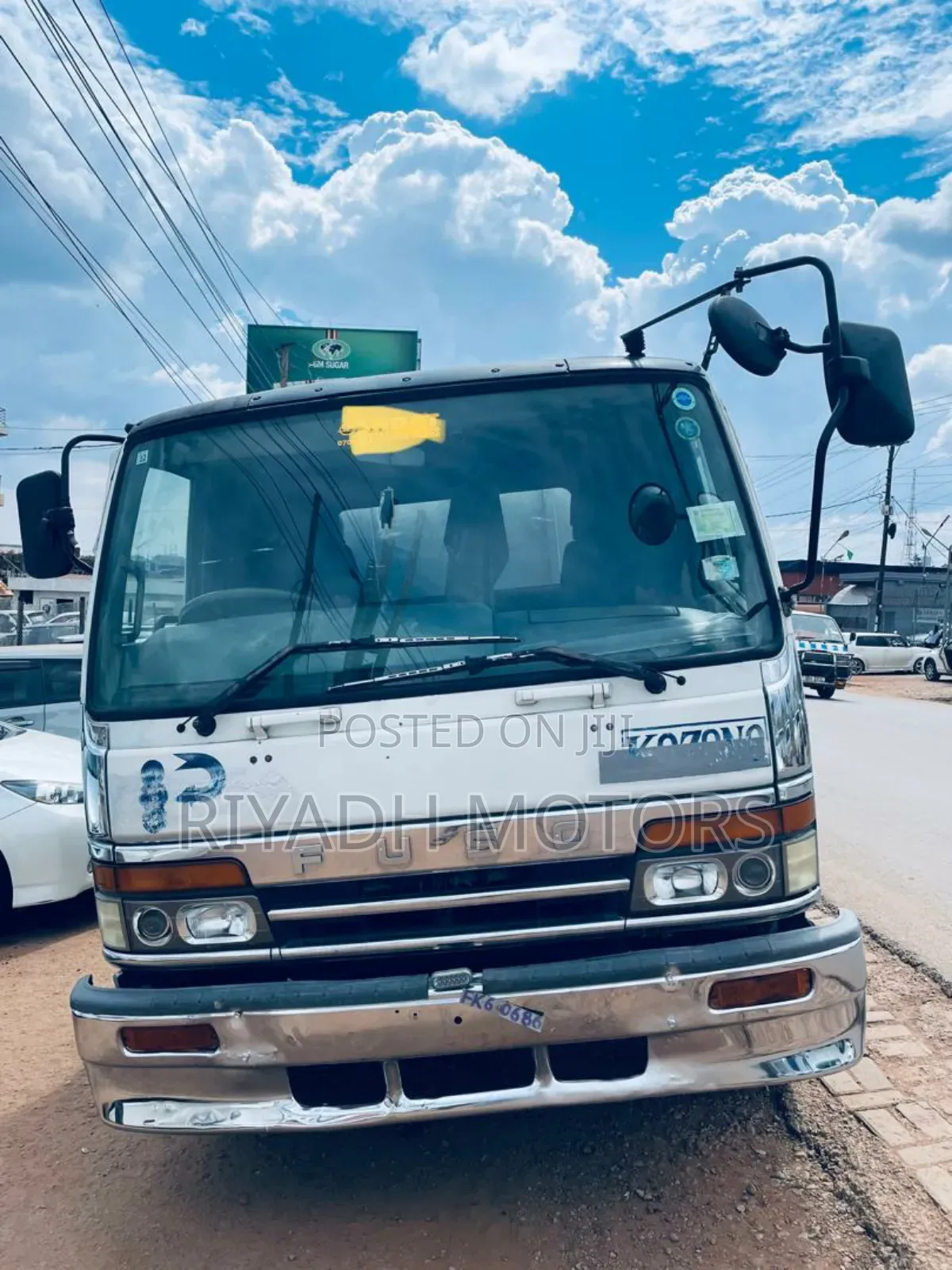Mitsubishi Fuso 1997 White