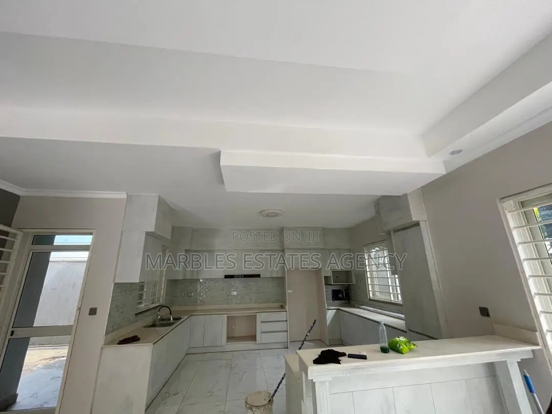 7bdrm House in Muyenga, Central Division for rent