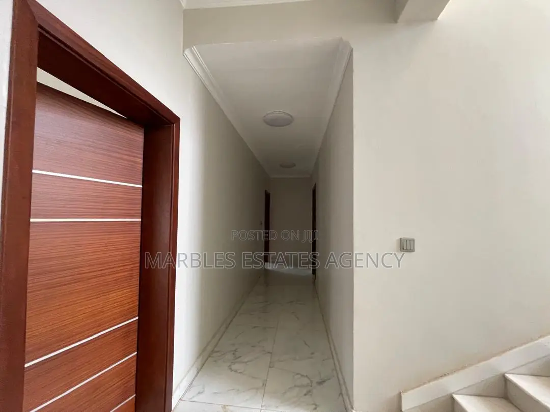 7bdrm House in Muyenga, Central Division for rent