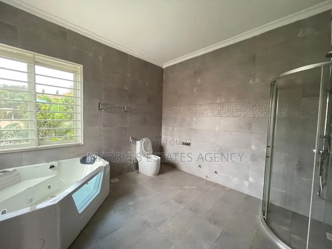 7bdrm House in Muyenga, Central Division for rent