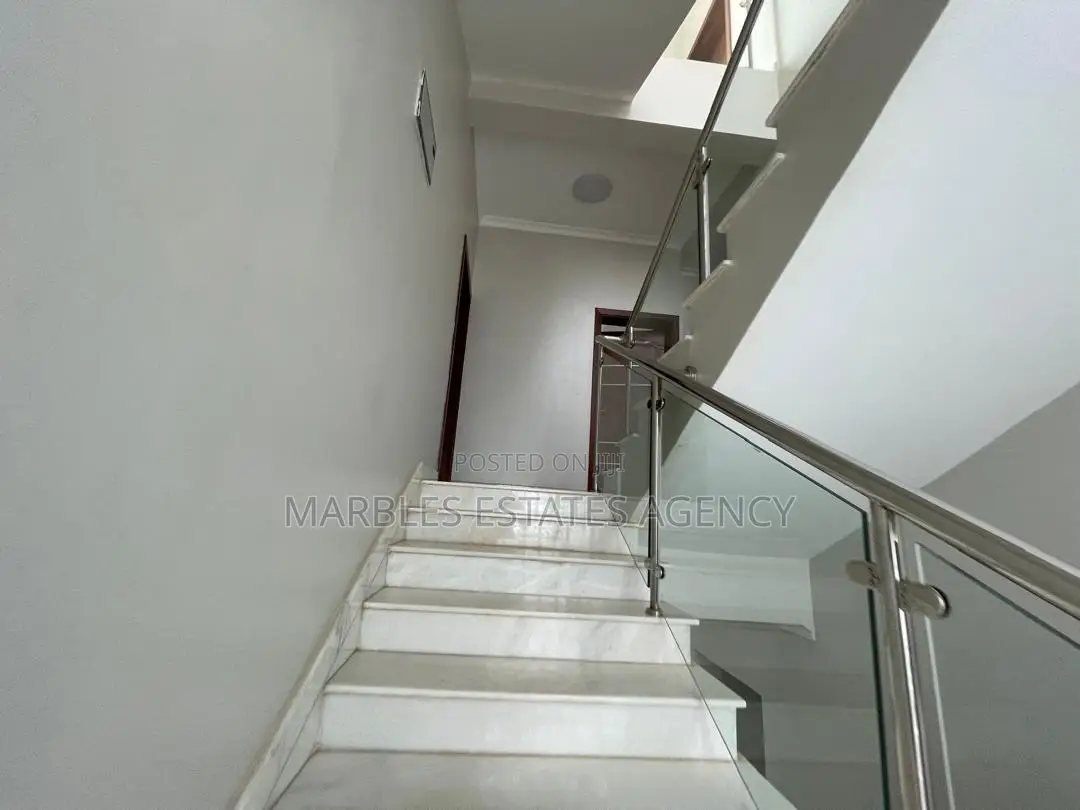 7bdrm House in Muyenga, Central Division for rent