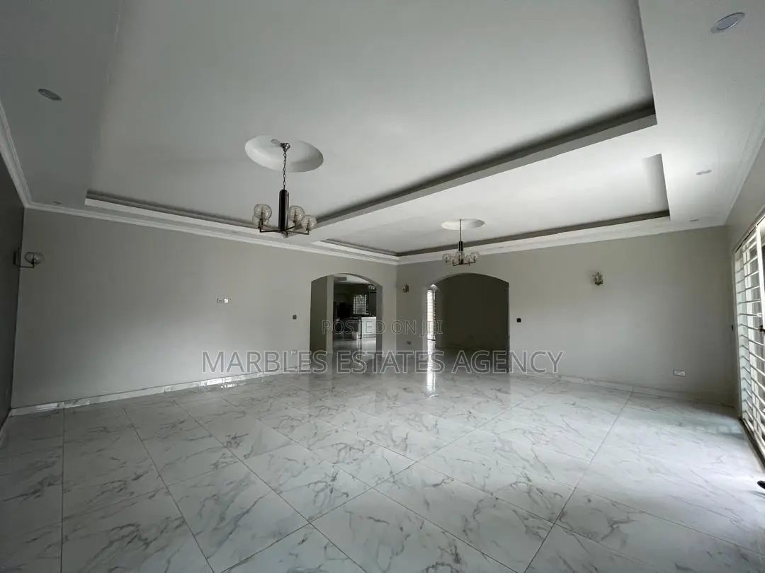 7bdrm House in Muyenga, Central Division for rent