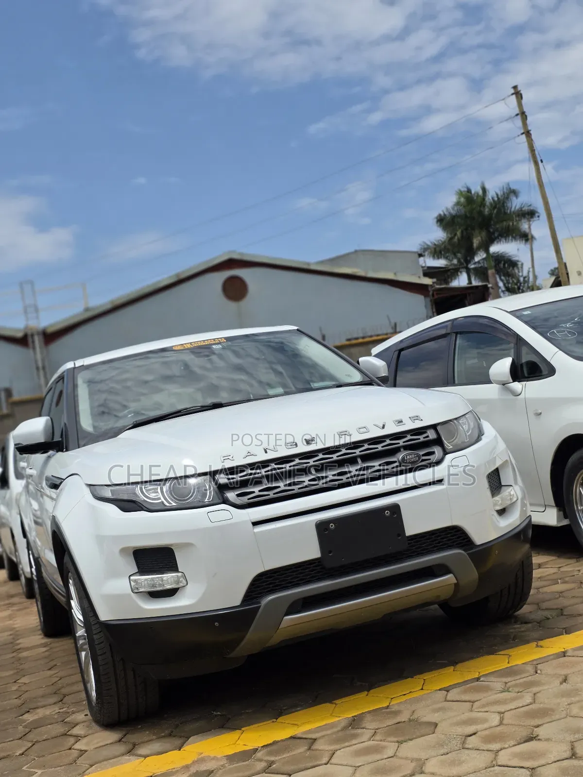 Land Rover Range Rover Evoque Pure 4dr SUV AWD (2.0L 4cyl Turbo 9A) White