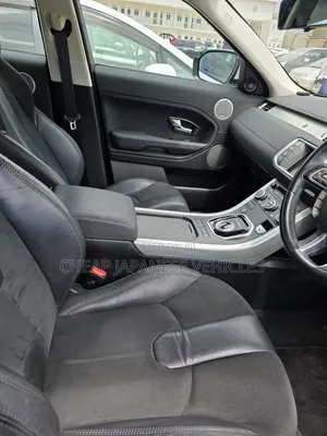 Land Rover Range Rover Evoque Pure 4dr SUV AWD (2.0L 4cyl Turbo 9A) White