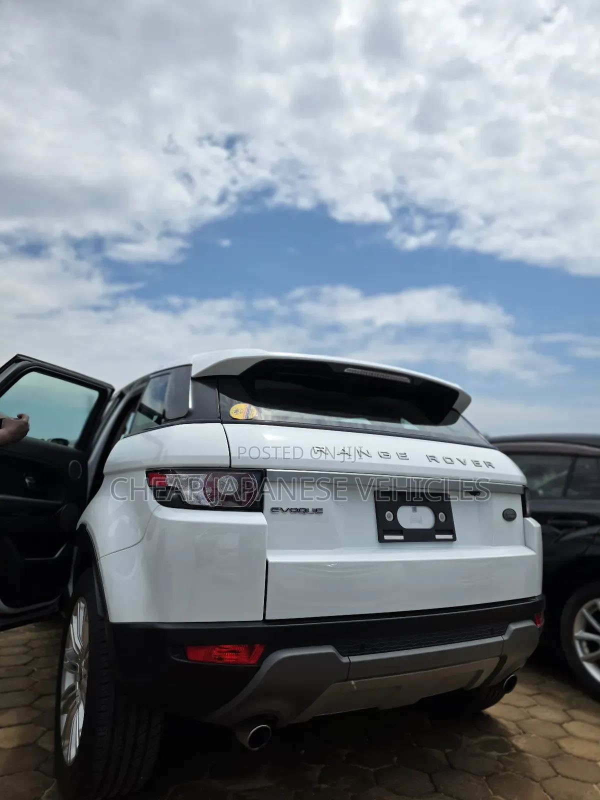 Land Rover Range Rover Evoque Pure 4dr SUV AWD (2.0L 4cyl Turbo 9A) White