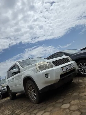 Nissan X-Trail 2010 White