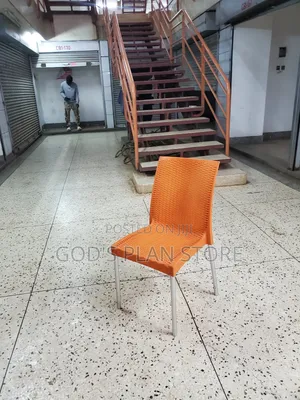 Straight Metal Stands Restaurant Plastic Chairs