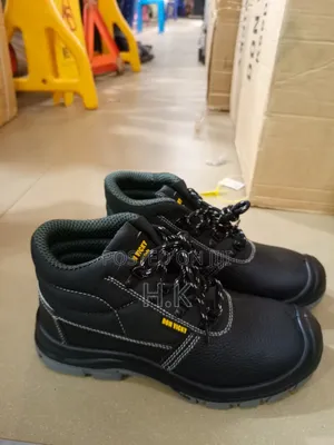 Don Safety Shoes.