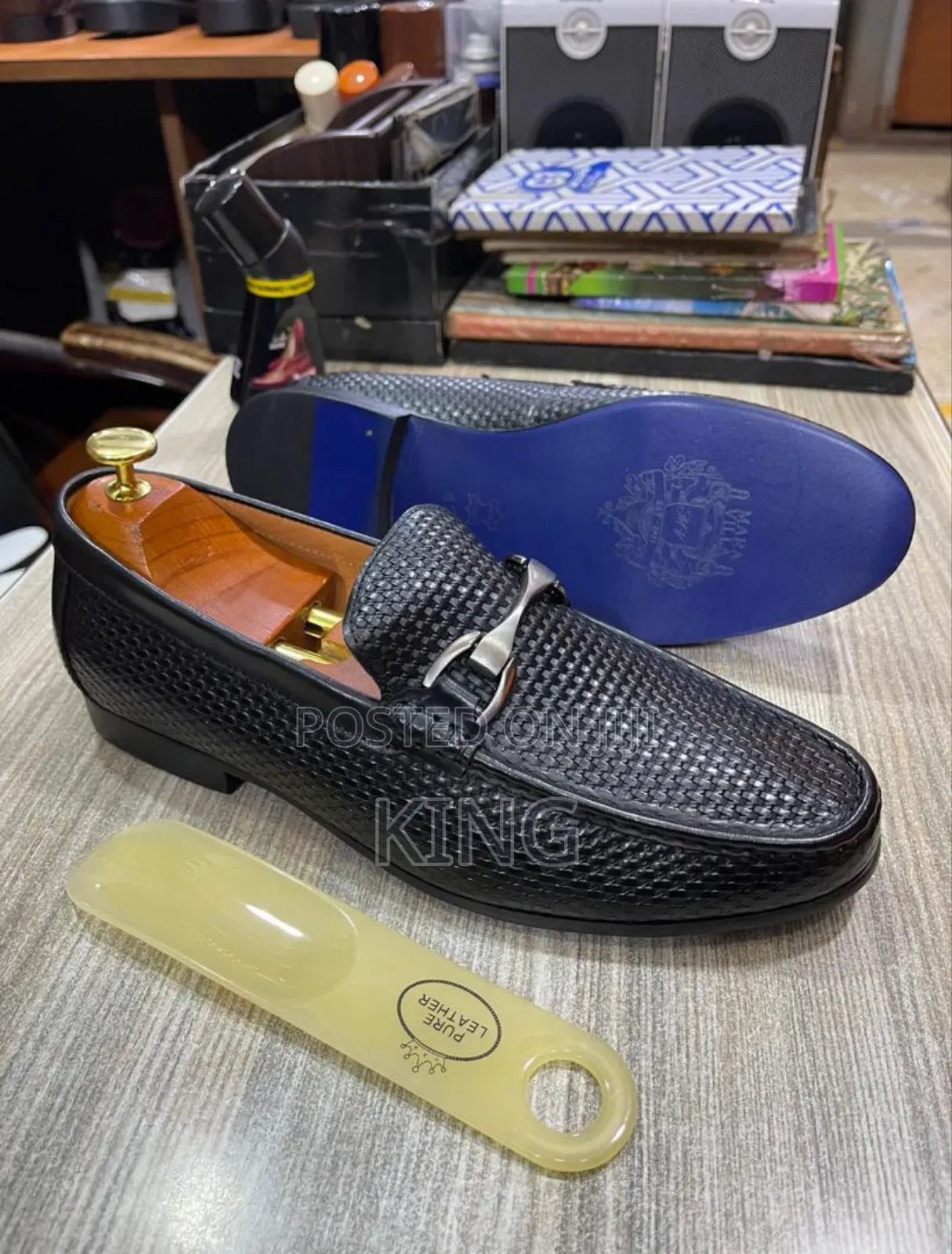 Cohesive Pure Leather Shoes
