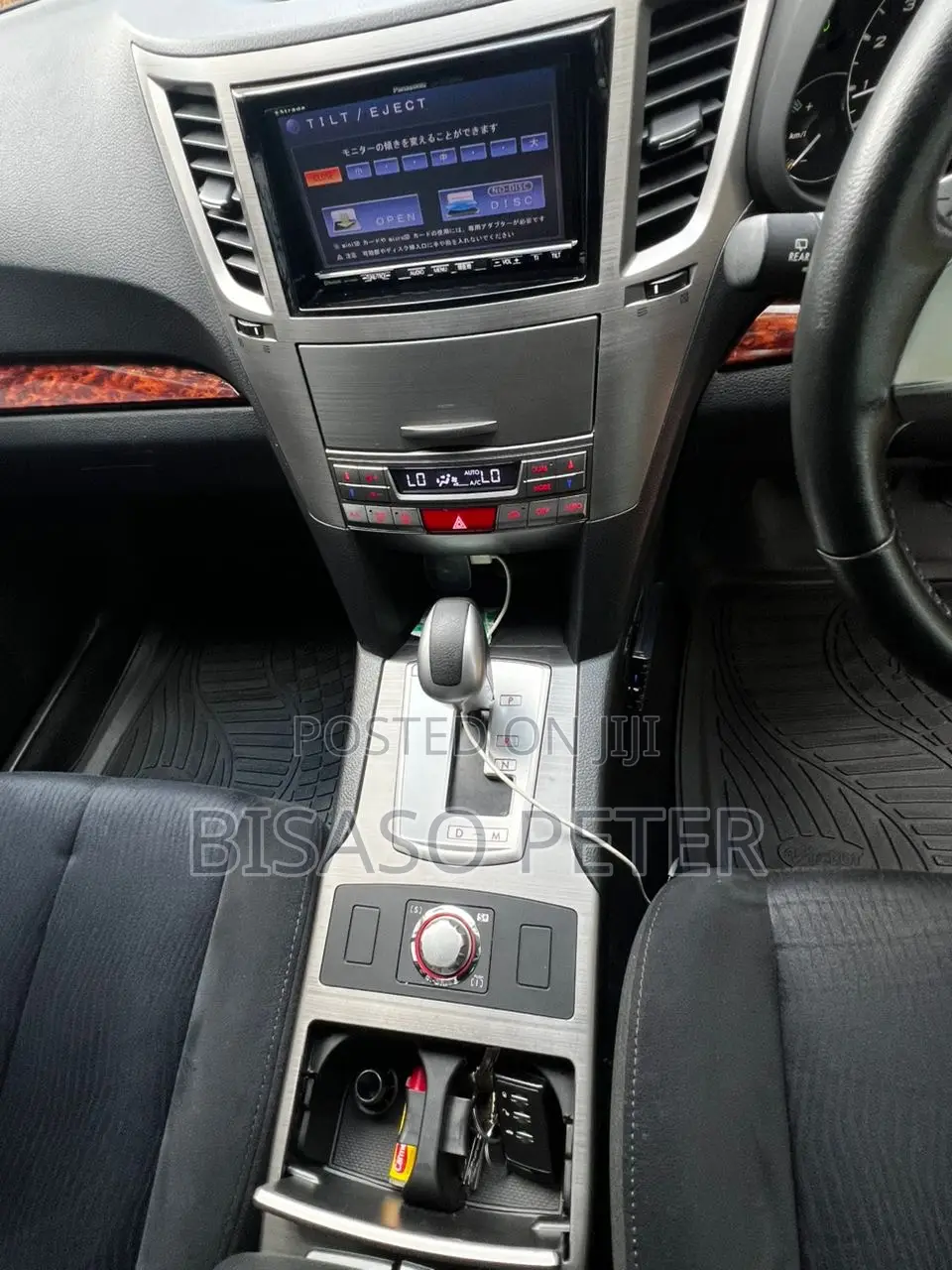 Subaru Outback 2.5i Premium 2011 White