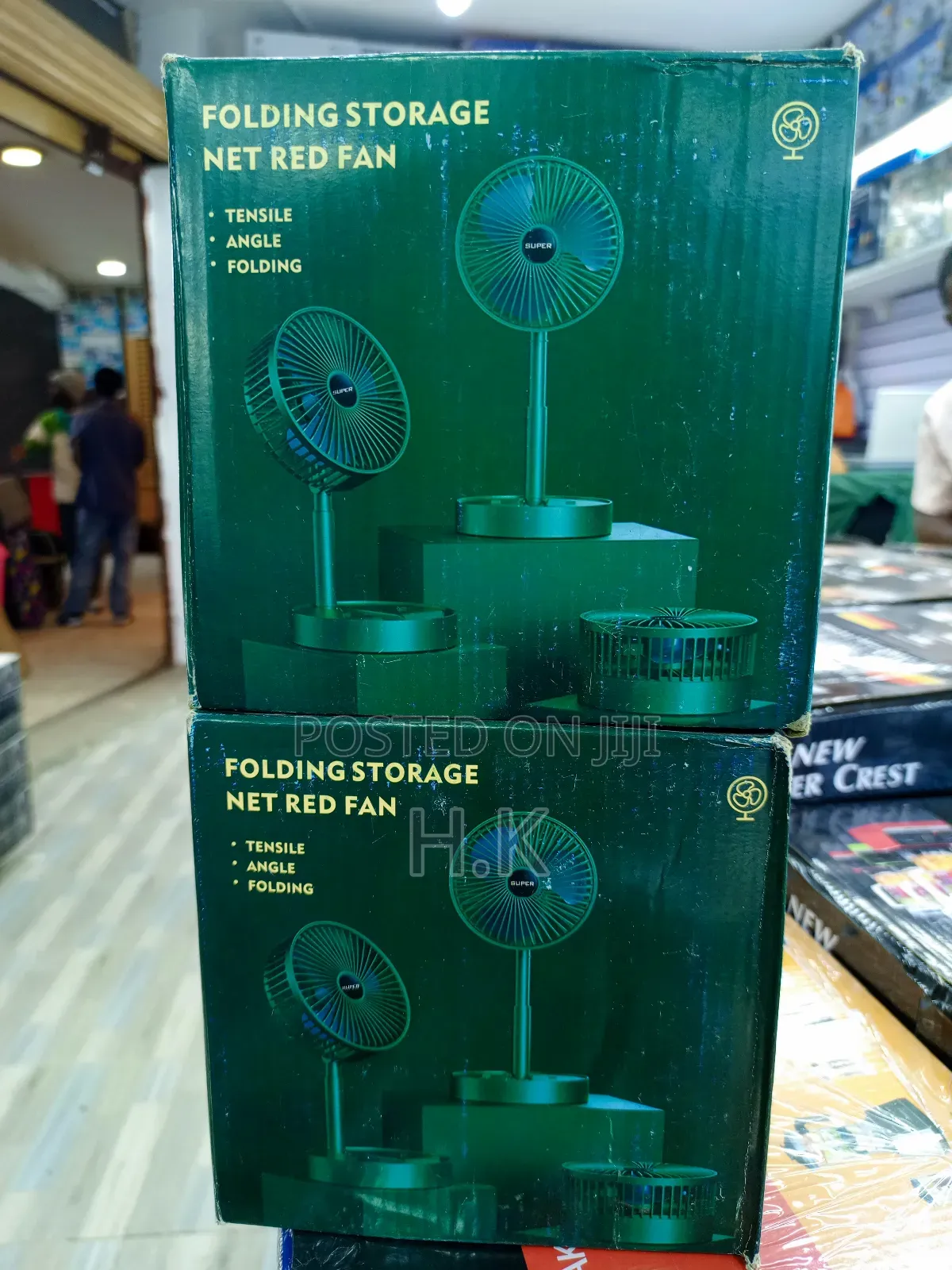 Folding Storage Net Red Fan With a Mobile Phone Stent.