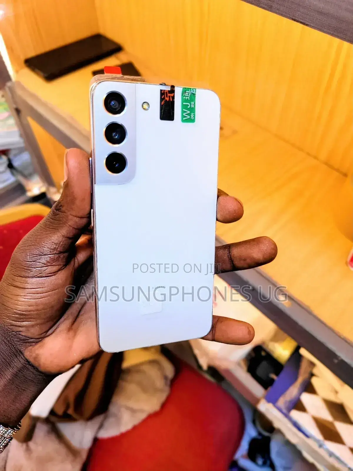 New Samsung Galaxy S22 5G 128 GB White