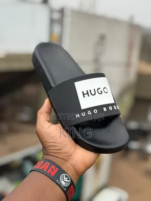 Accurate Slide Sandals