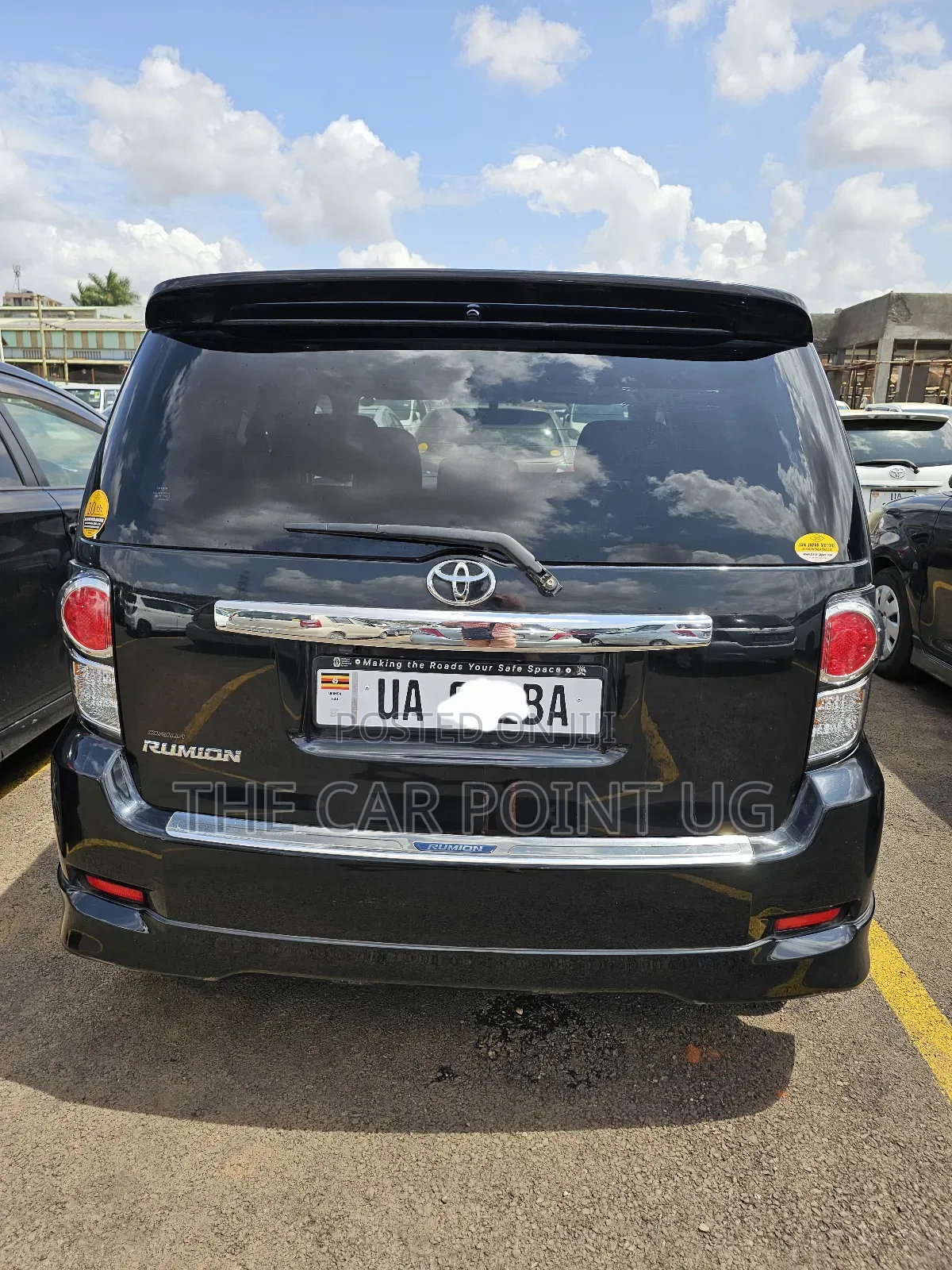 Toyota Corolla Rumion 2010 Black