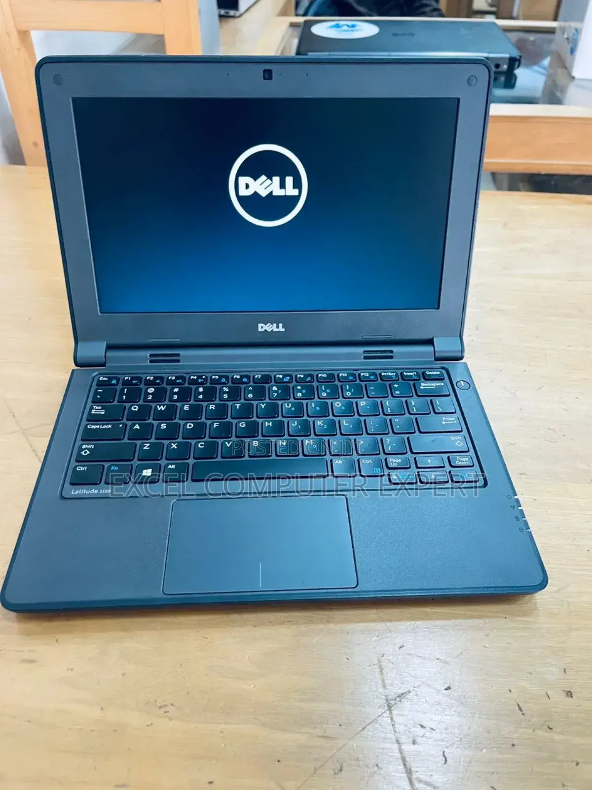 New Laptop Dell Latitude 11 3150 4GB Intel Core I5 HDD 500GB