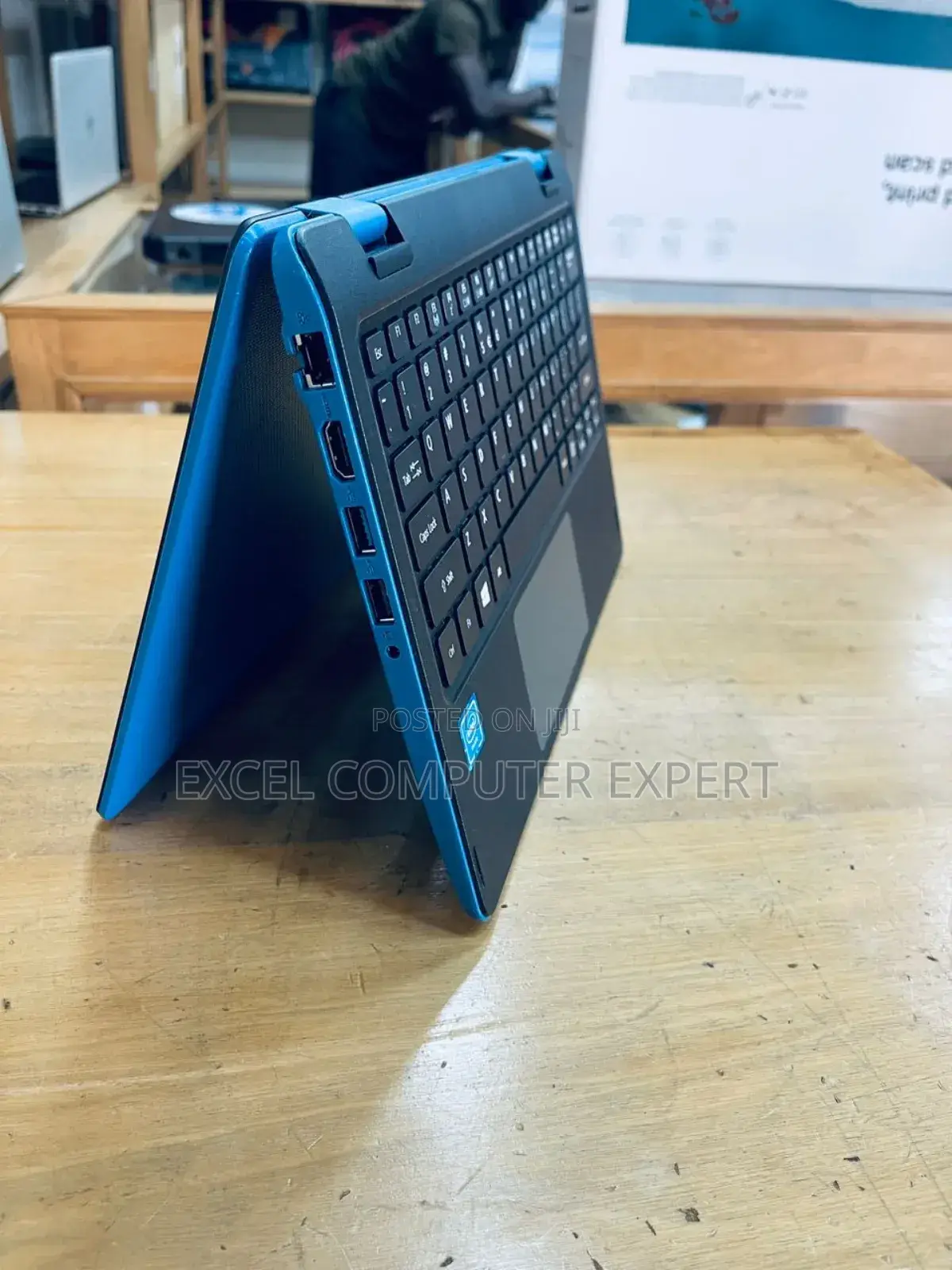 New Laptop Acer Aspire R-13 4GB Intel Core I5 SSD 500GB