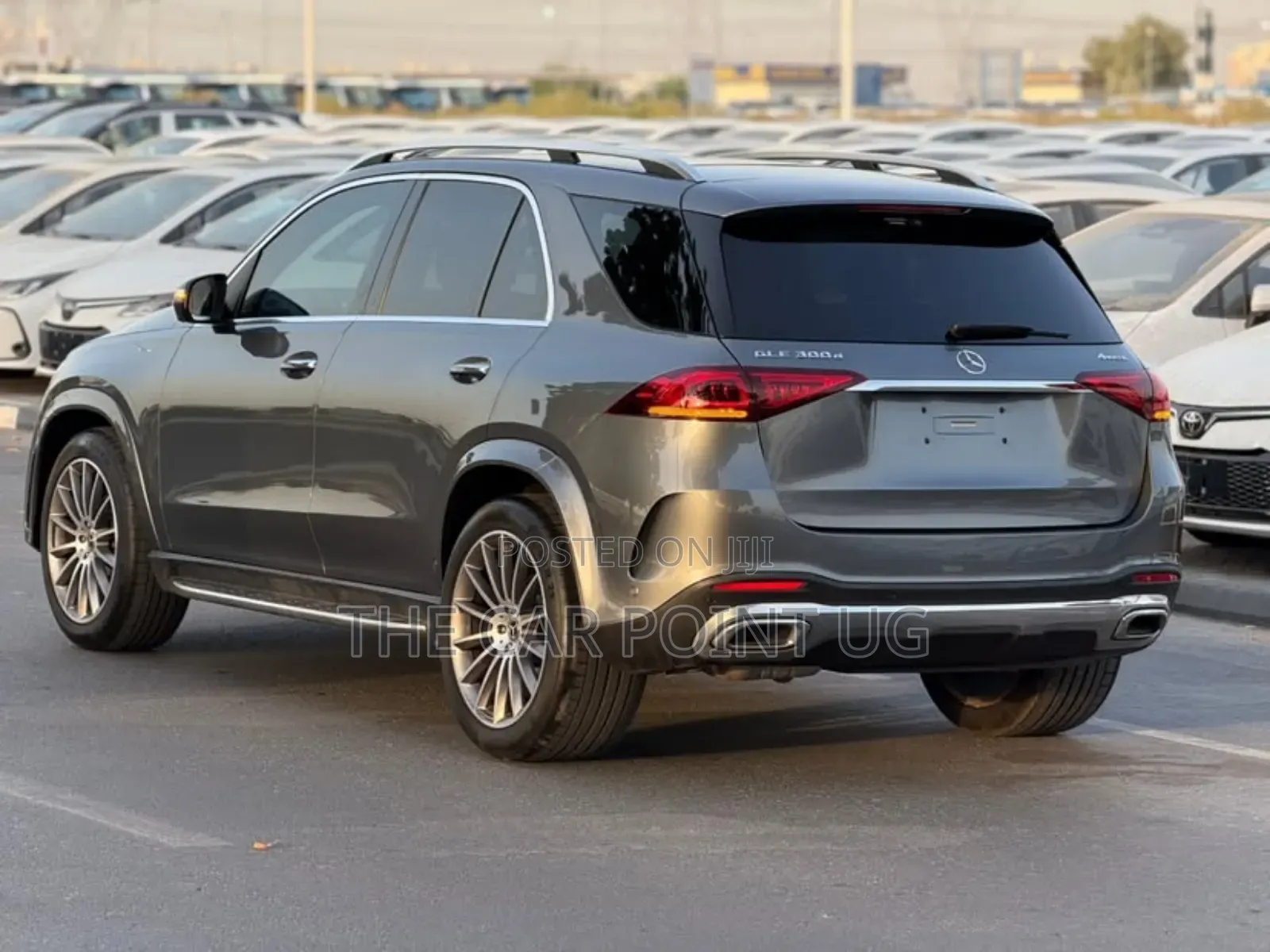 Mercedes-Benz GLE-Class GLE 300d 4MATIC 2024 Silver