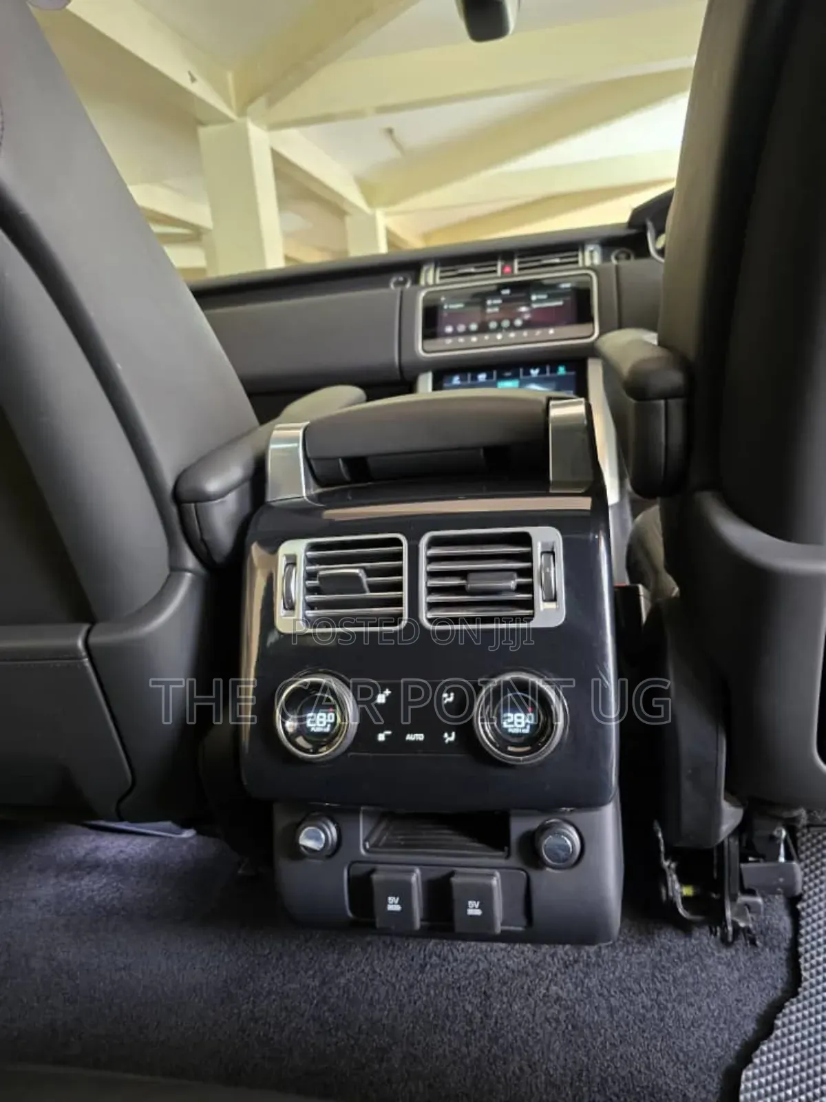 Land Rover Range Rover Vogue 2019 Pearl