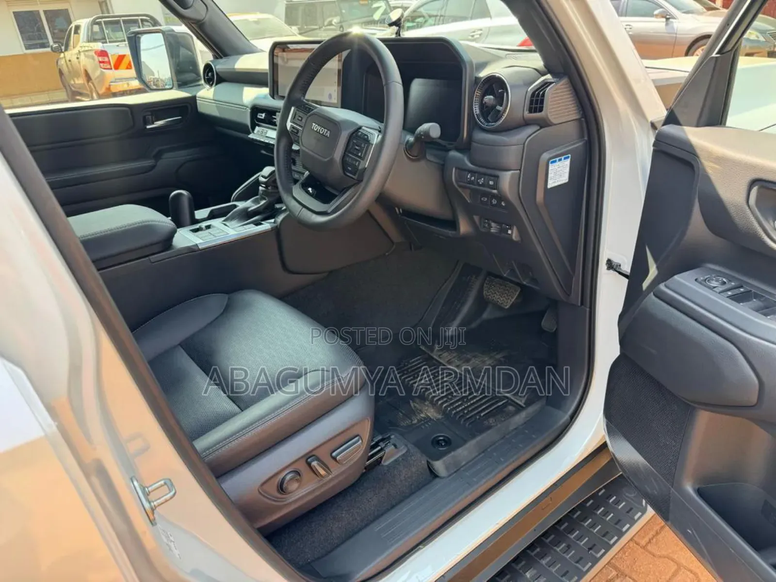 New Toyota Land Cruiser Prado 2.7 2024 White