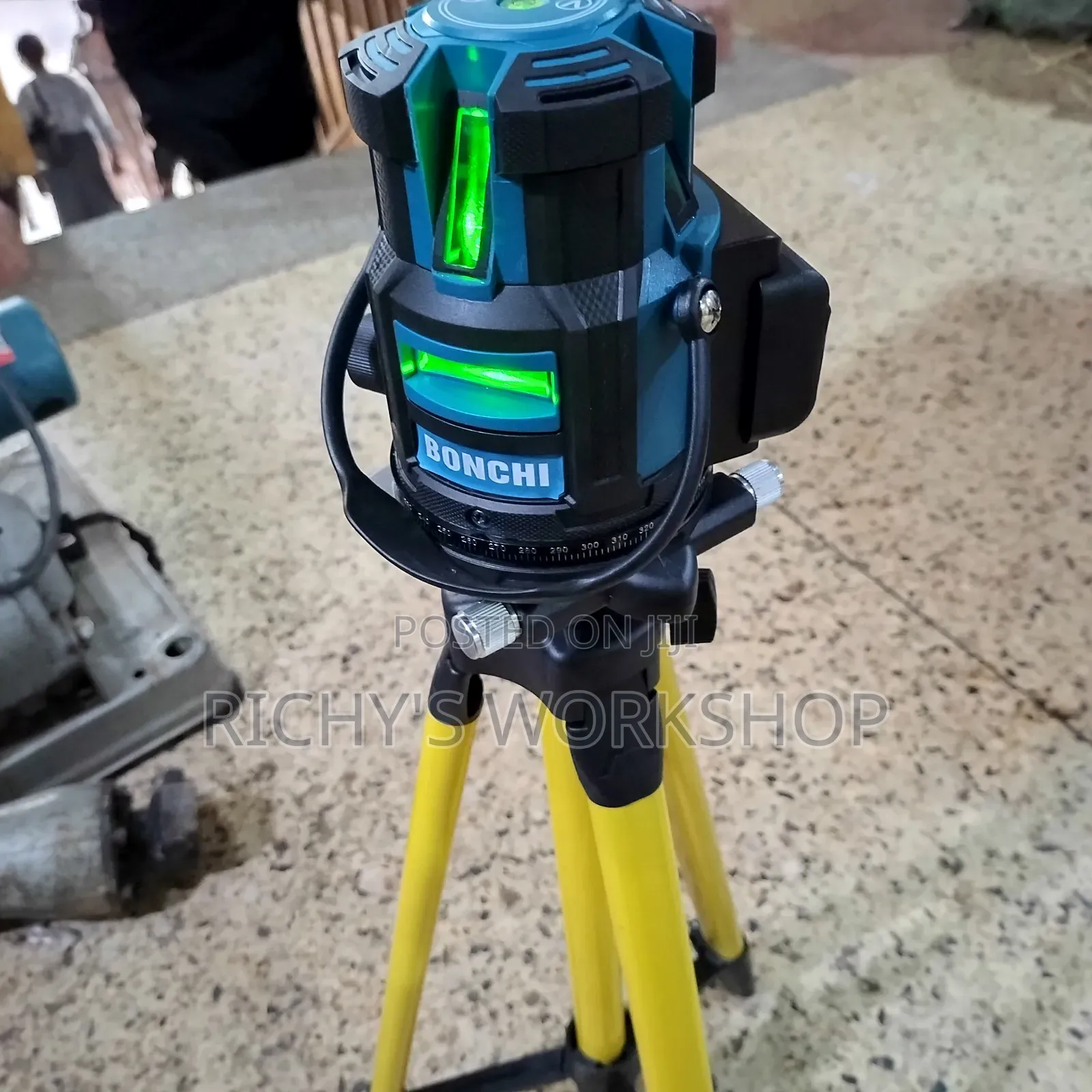 Lazer Level Machine