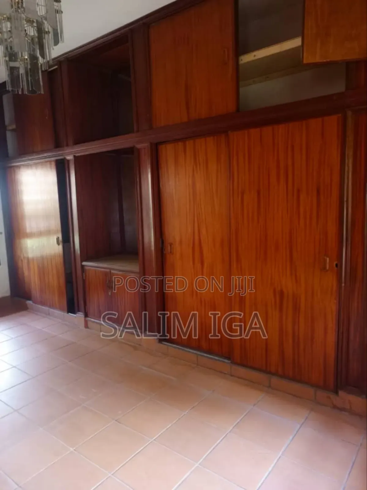 4bdrm Bungalow in Kololo Property, Central Division for rent