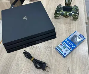 Playstation 4 Pro. Ps4 Pro Chipped Ready – 20+ Games, 2 Controllers.