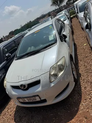 Toyota Auris 2010 White