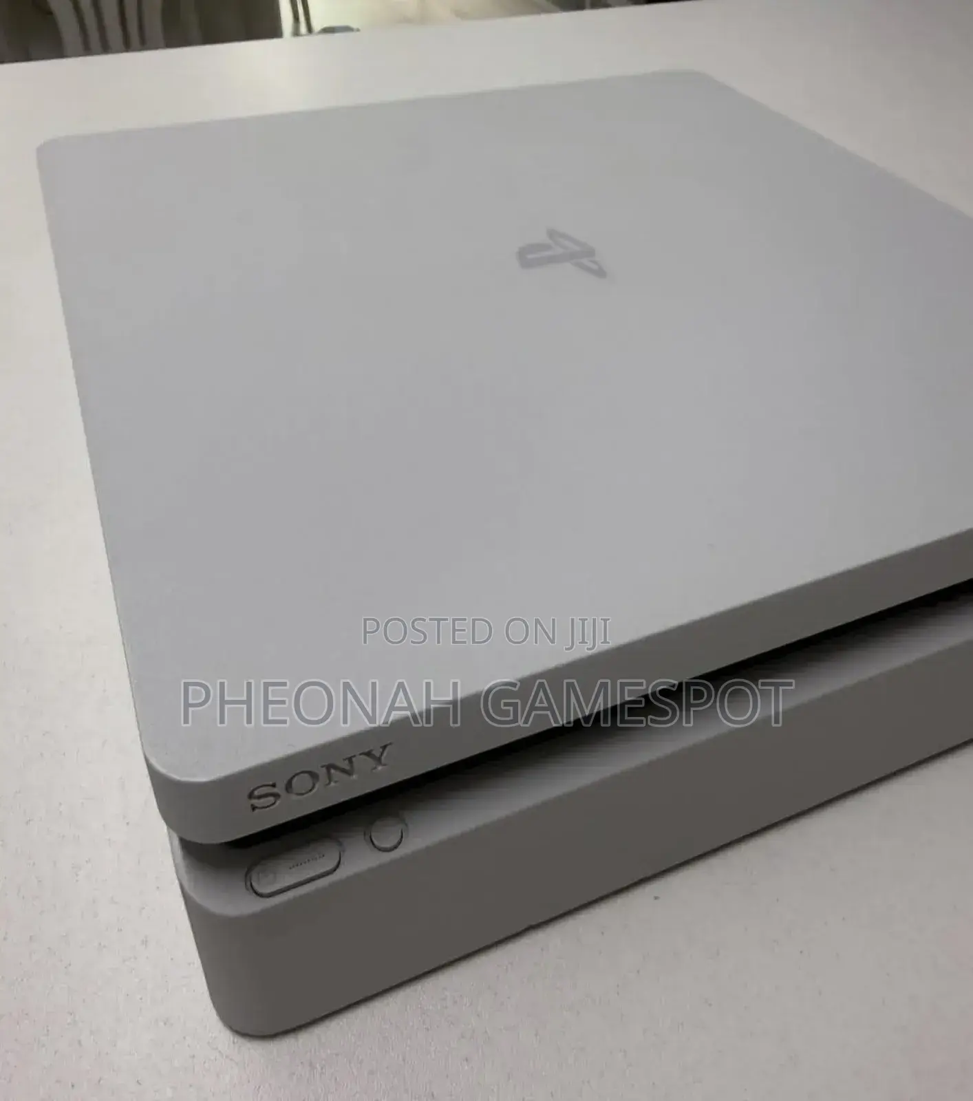 Ps4 Slim Console Sleek, Modern and Ready for Hours of Immersive Gaming