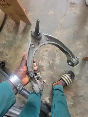 Upper Control Arms Toureg