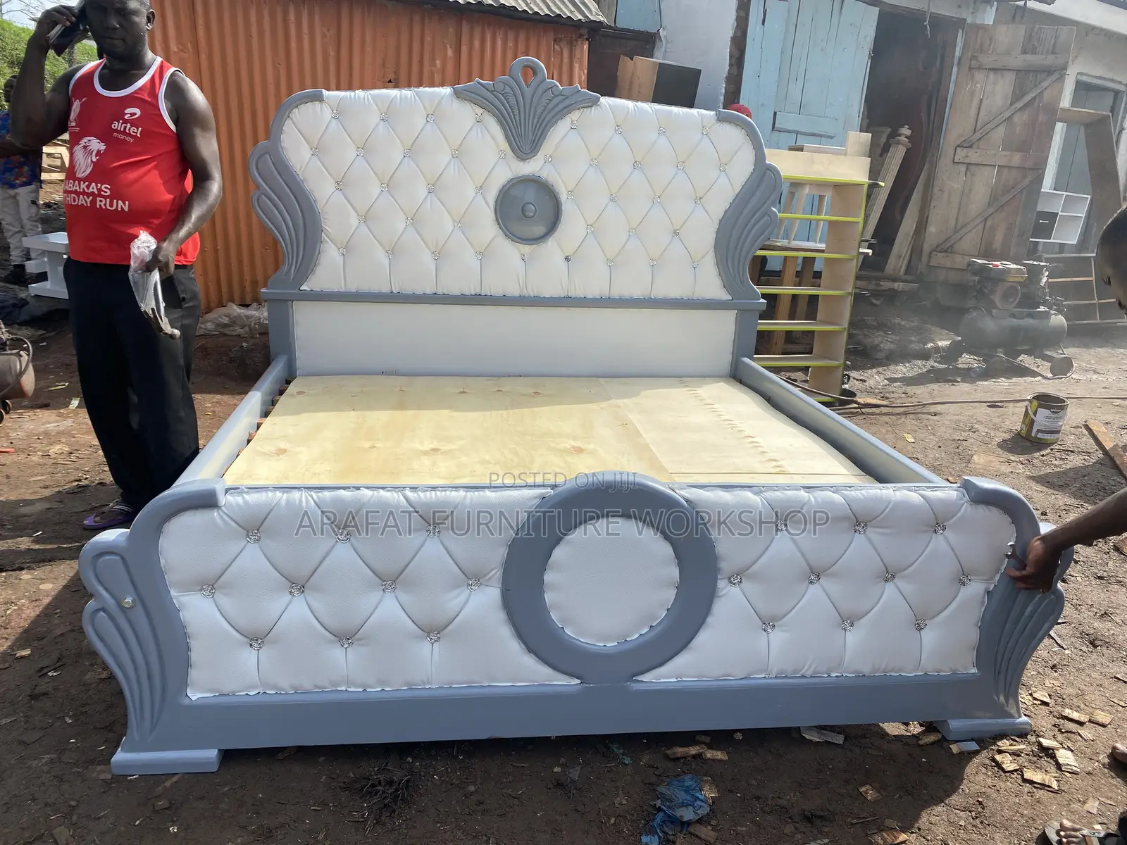 Modern Solid King Bed