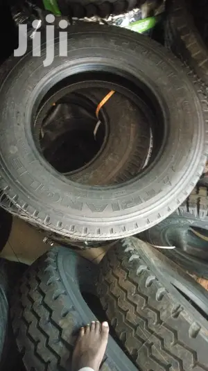 215/75r17.5