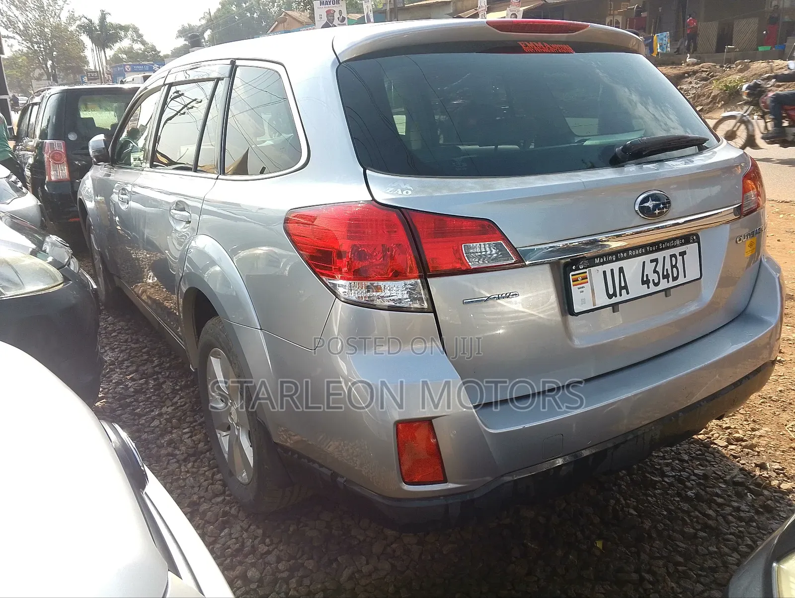 Subaru Outback 2.5i Premium 2010 Silver