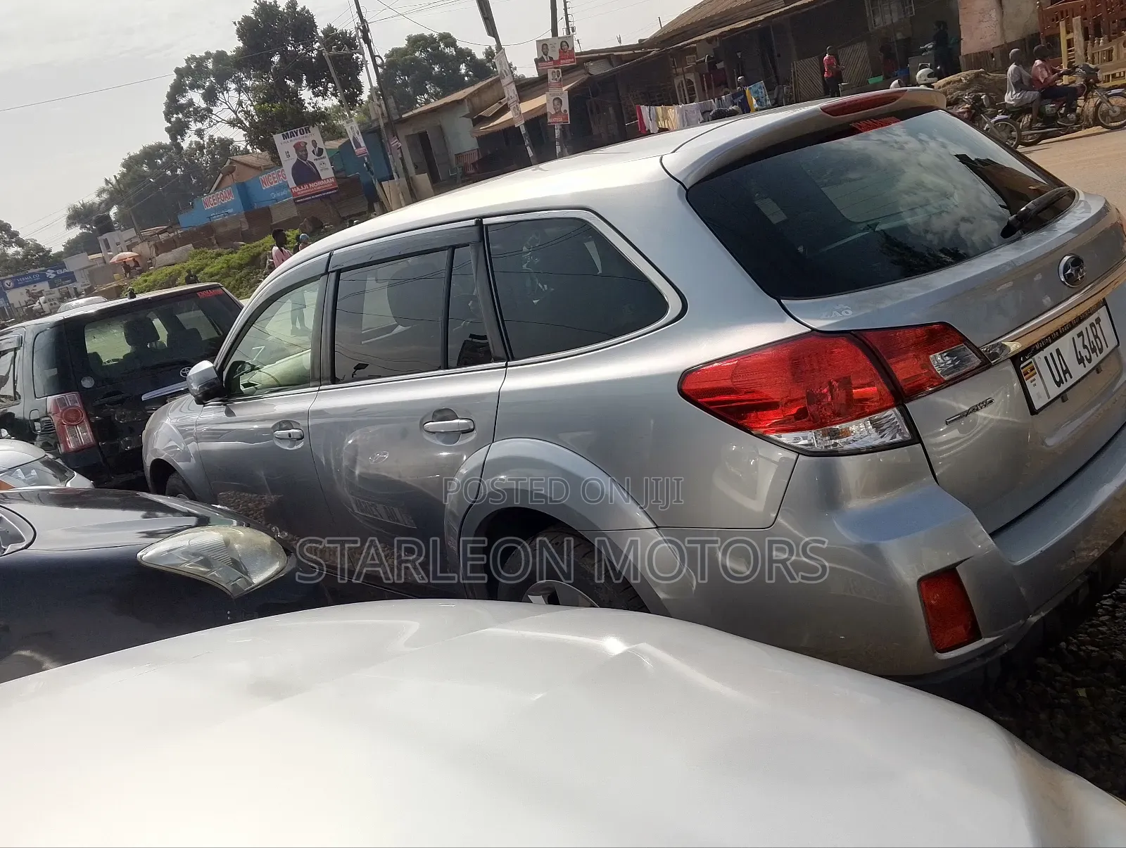 Subaru Outback 2.5i Premium 2010 Silver